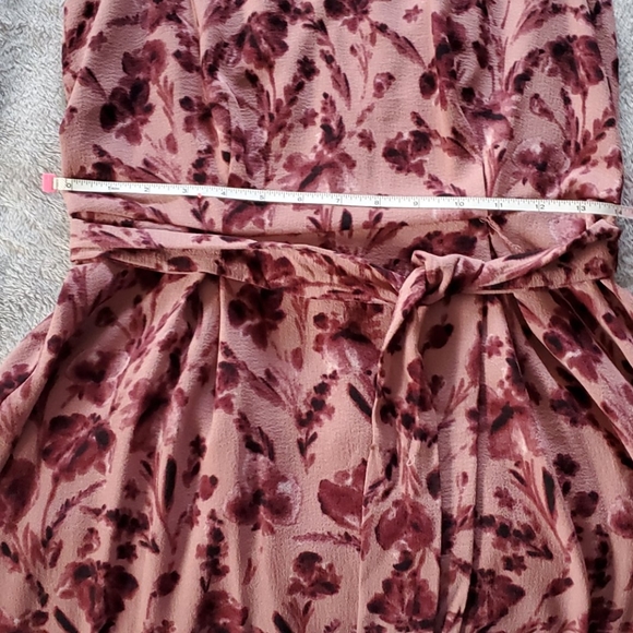 Dress - Picture 4 of 7